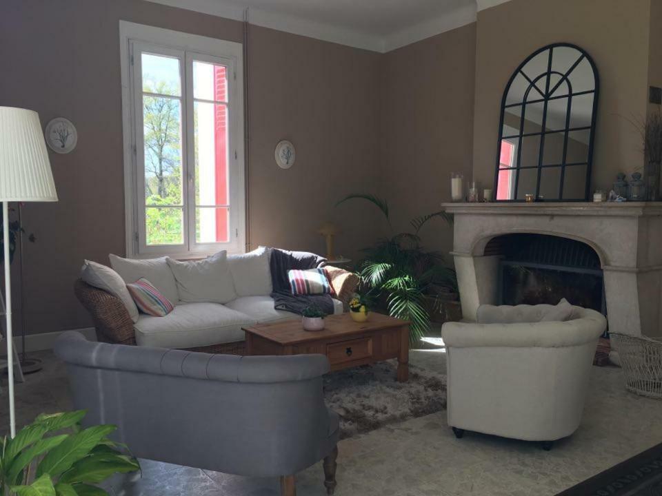 Les D'hotes Du Domaine De Lugazaut Bed and breakfast Vielle-Soubiran